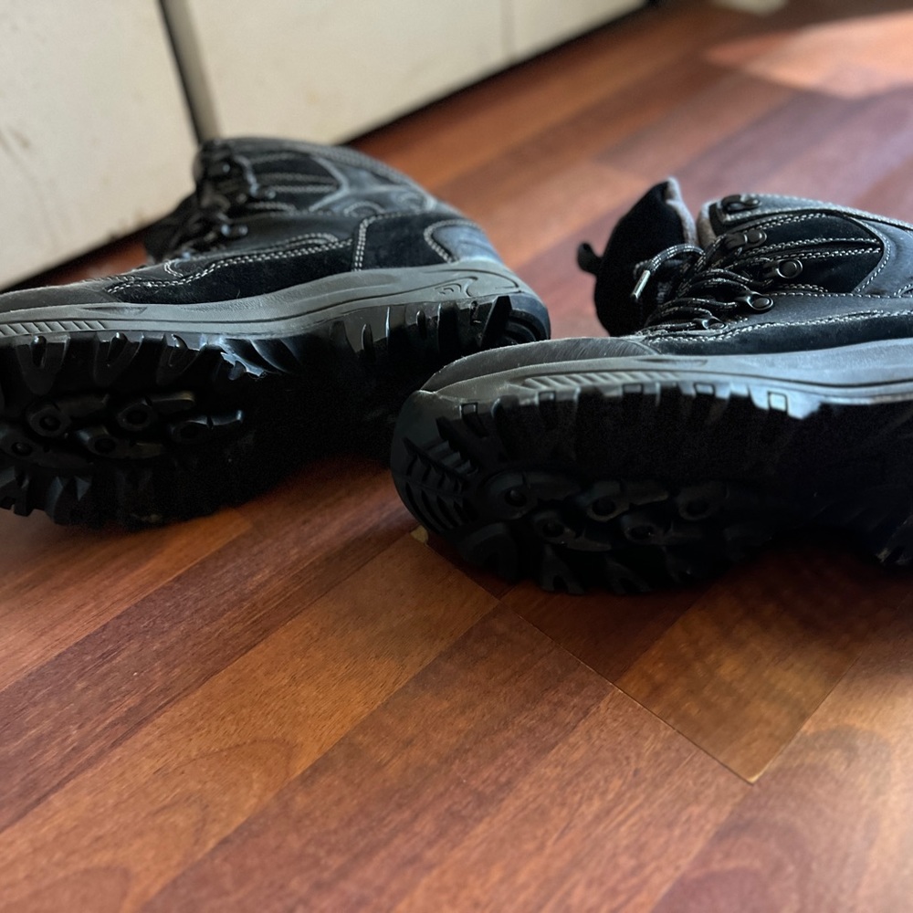 Men’s worn boots